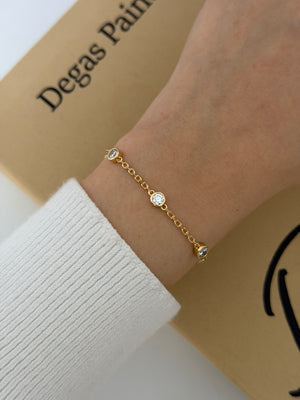 İnce Zincir Yuvarlak Taşlı Bileklik