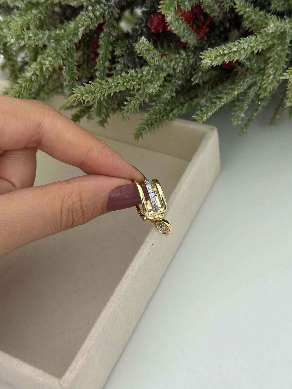 Ucu Damla Taşlı Kıkırdak