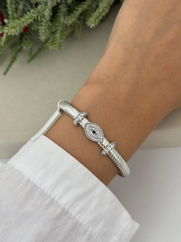 Tasarım Göz Detay Kelepçe