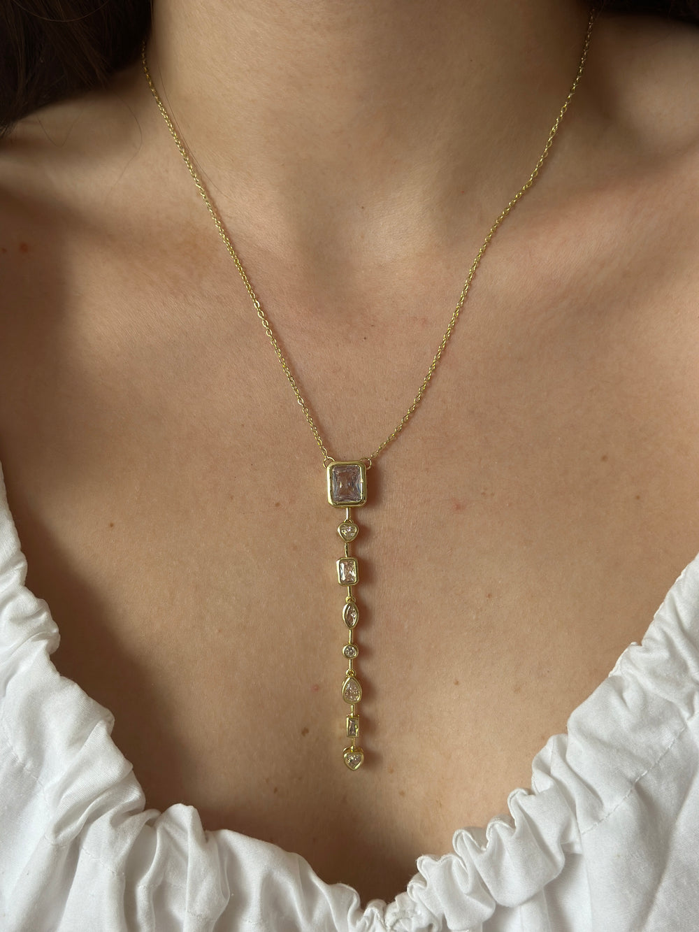 Element Taşlı Y Kolye