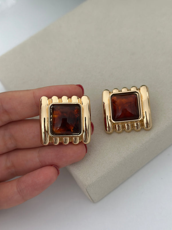 Kahverengi Kare Küpe