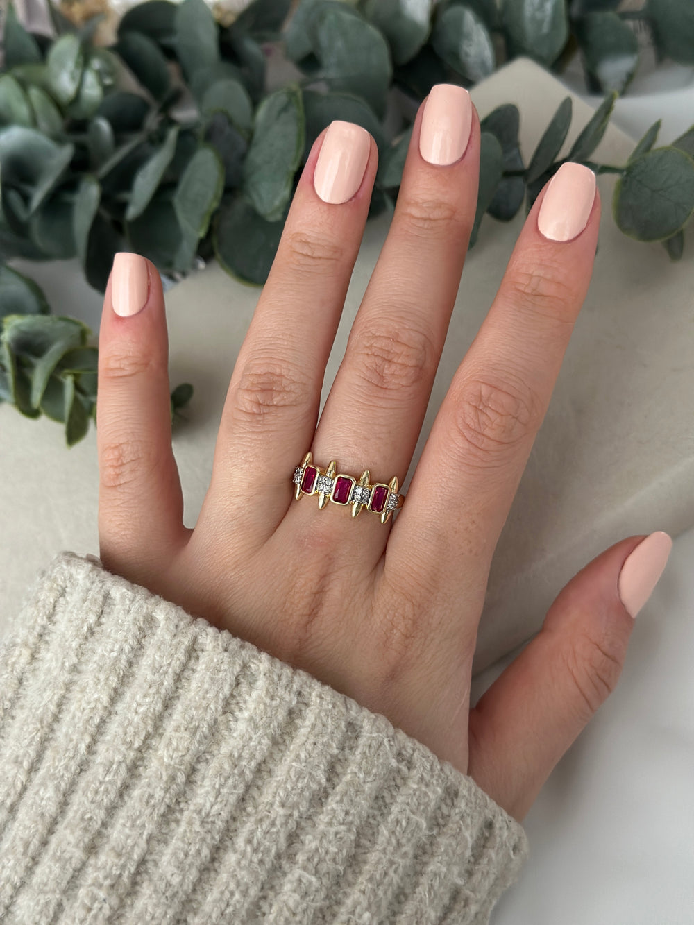 Çelik Pembe Ashley Yüzük