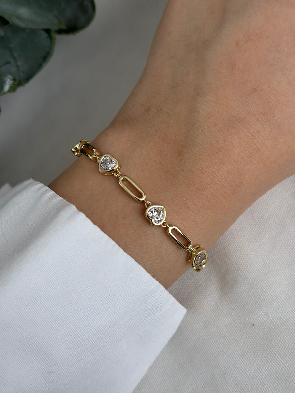 Kalp Aralıklı Bileklik