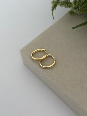 İnce Mini Taşlı Küpe