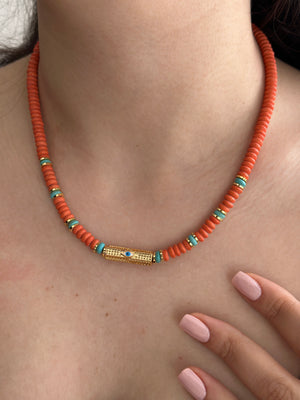 Turuncu Boncuk Ucu Çelik Silindir Kolye