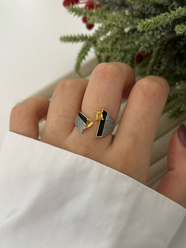 Siyah Kapama Yüzük