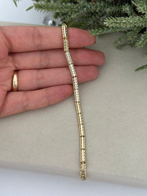 Taşlı Burgu Desen Plaka Bileklik