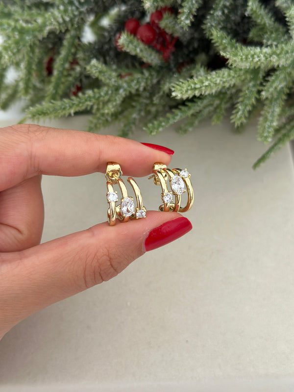 Taşlı Üçlü Görünüm Küpe