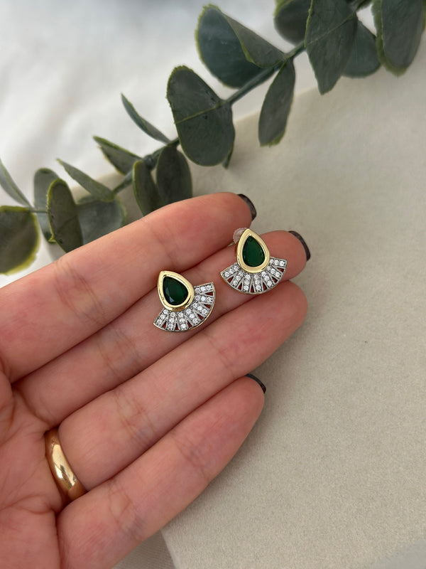 Yeşil Damla Taş Tasarım Küpe