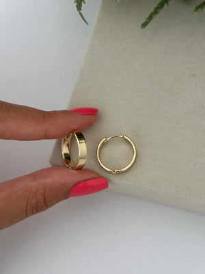 Sivri Kenar Halka Küpe