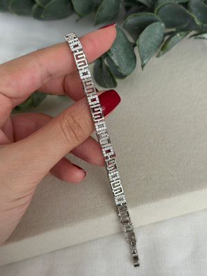 Silver Taşlı Labirent Bileklik