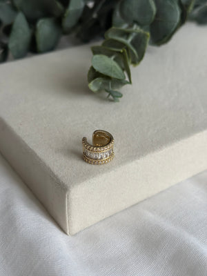 Gold Baget Kıkırdak Küpe