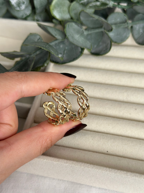 Örgü Arkası Açık Küpe