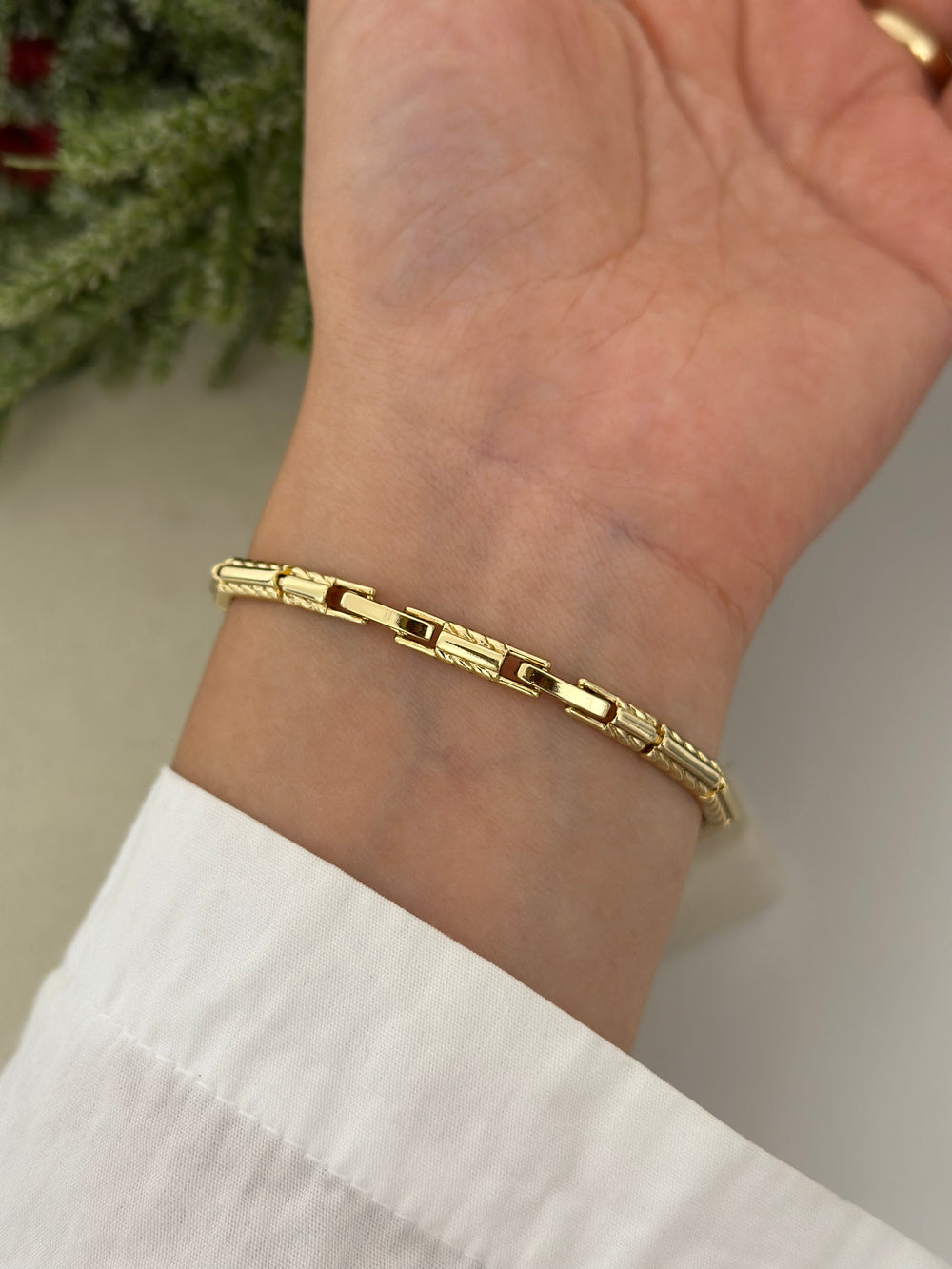 Taşlı Burgu Desen Plaka Bileklik