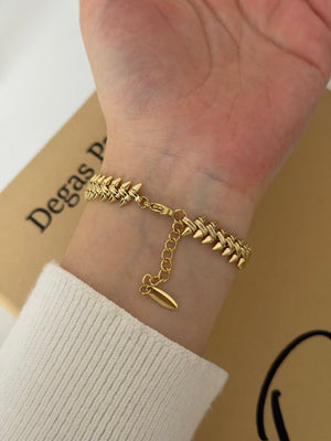 Çivi Model Bileklik