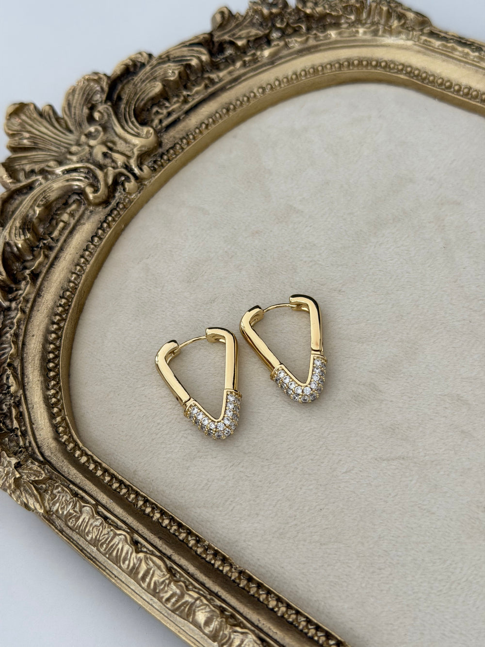 Gold Üçgen Küpe