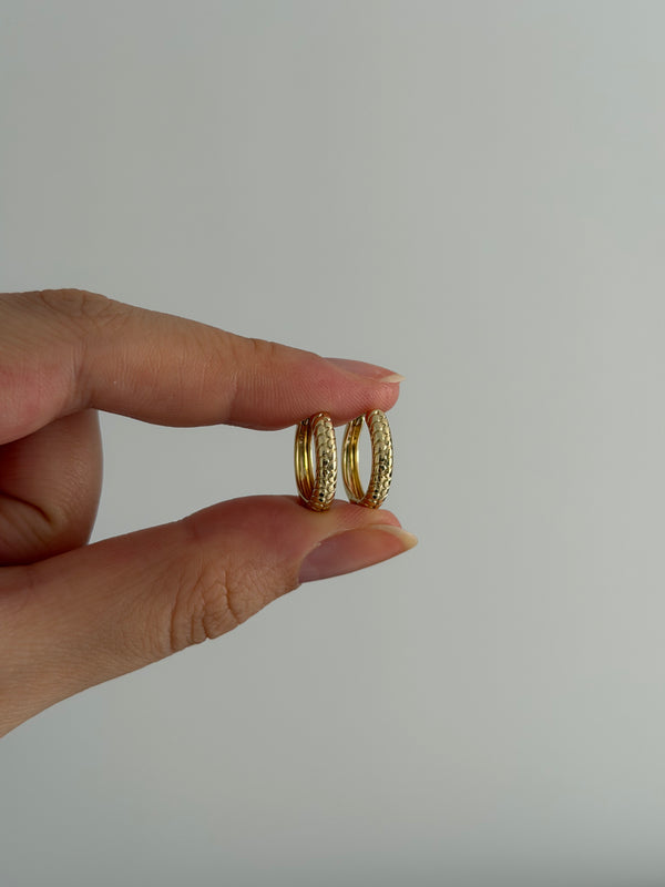 Deri Desen Halka Küpe