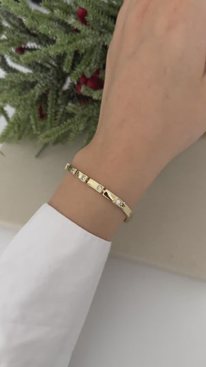 Kare Taşlı Plaka Bileklik